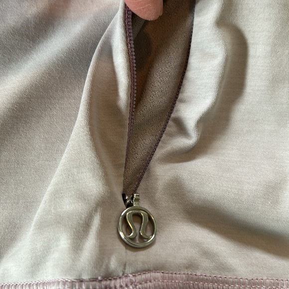 Lululemon Luxtreme Chaturanga Tank w Built in Bra Double Straps, Soft Lavender - Picture 11 of 15